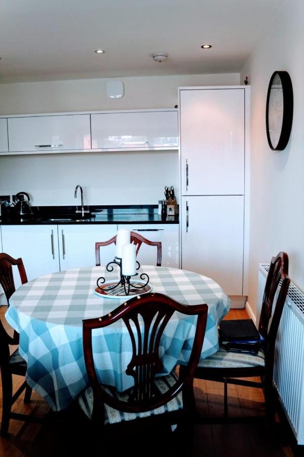 Modern Apartment In Edimburgo Esterno foto